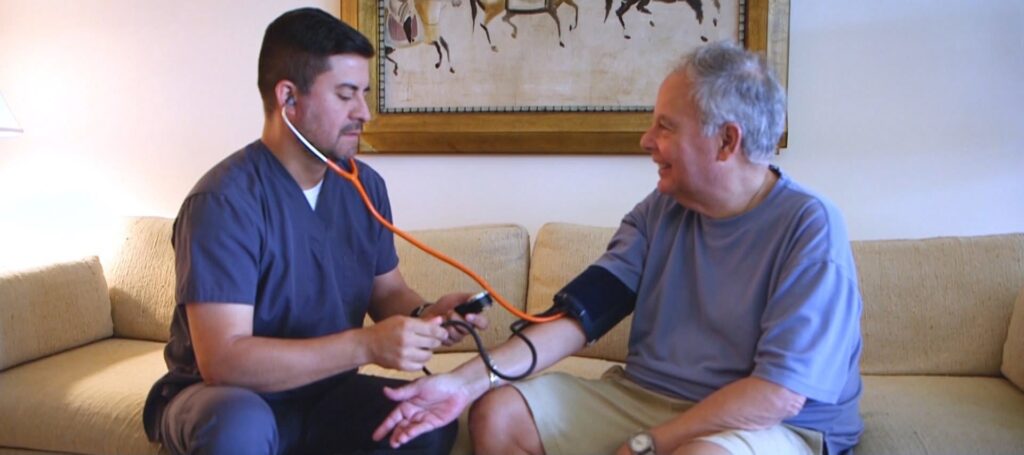 Client-Aide-photo